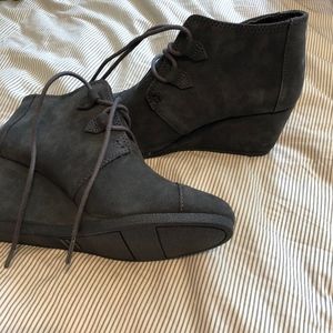 NWT Toms Booties!